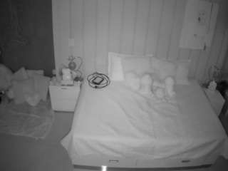 voyeurcam-casa-salsa-bedroom-1