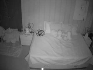 voyeurcam-casa-salsa-bedroom-1
