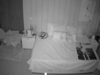 voyeurcam-casa-salsa-bedroom-1