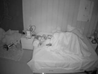 voyeurcam-casa-salsa-bedroom-1