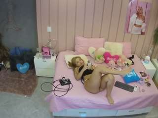 voyeurcam-casa-salsa-bedroom-1