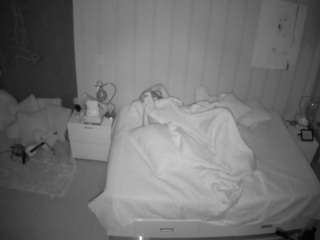 voyeurcam-casa-salsa-bedroom-1