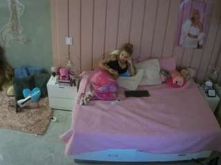 voyeurcam-casa-salsa-bedroom-1