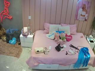 voyeurcam-casa-salsa-bedroom-1