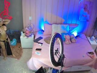 voyeurcam-casa-salsa-bedroom-1