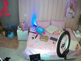 voyeurcam-casa-salsa-bedroom-1