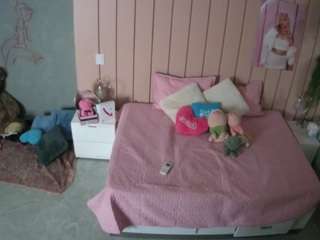 voyeurcam-casa-salsa-bedroom-1