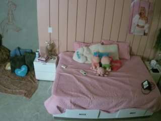 voyeurcam-casa-salsa-bedroom-1