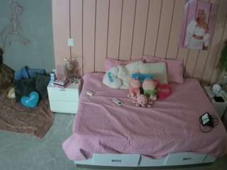 voyeurcam-casa-salsa-bedroom-1