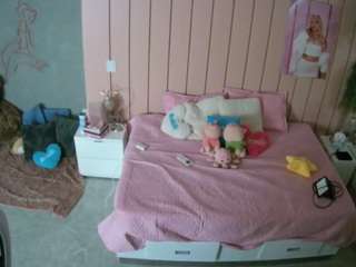 voyeurcam-casa-salsa-bedroom-1
