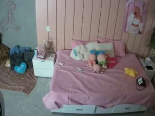 voyeurcam-casa-salsa-bedroom-1