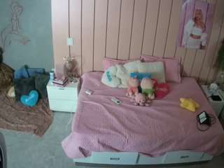 voyeurcam-casa-salsa-bedroom-1