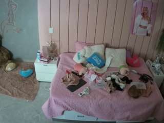 voyeurcam-casa-salsa-bedroom-1