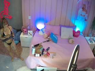 voyeurcam-casa-salsa-bedroom-1