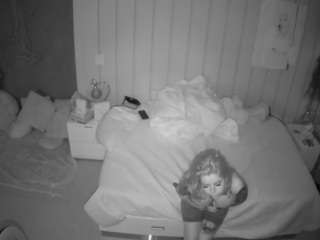 voyeurcam-casa-salsa-bedroom-1