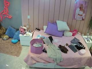 voyeurcam-casa-salsa-bedroom-1