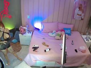 voyeurcam-casa-salsa-bedroom-1