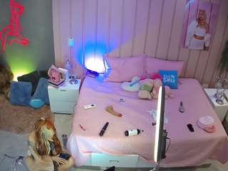 voyeurcam-casa-salsa-bedroom-1