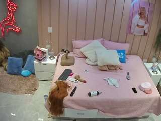 voyeurcam-casa-salsa-bedroom-1