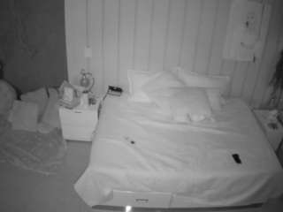 voyeurcam-casa-salsa-bedroom-1