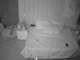 voyeurcam-casa-salsa-bedroom-1