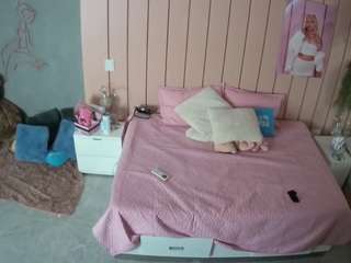 voyeurcam-casa-salsa-bedroom-1