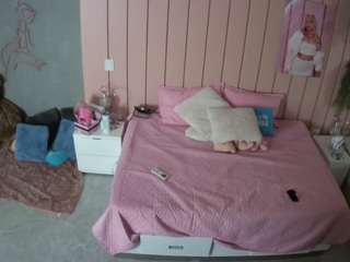 voyeurcam-casa-salsa-bedroom-1