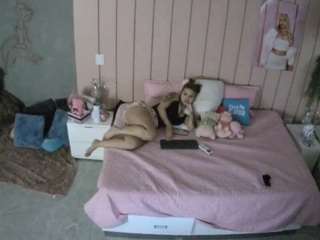 voyeurcam-casa-salsa-bedroom-1