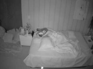 voyeurcam-casa-salsa-bedroom-1