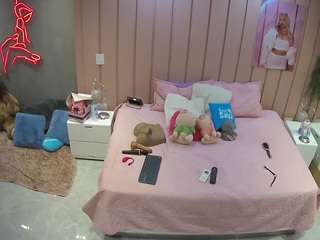 voyeurcam-casa-salsa-bedroom-1