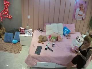 voyeurcam-casa-salsa-bedroom-1