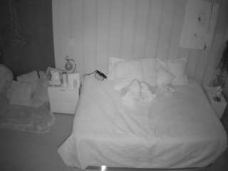 voyeurcam-casa-salsa-bedroom-1