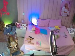 voyeurcam-casa-salsa-bedroom-1