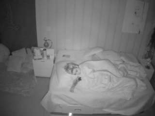 voyeurcam-casa-salsa-bedroom-1