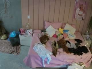 voyeurcam-casa-salsa-bedroom-1