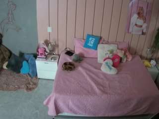 voyeurcam-casa-salsa-bedroom-1