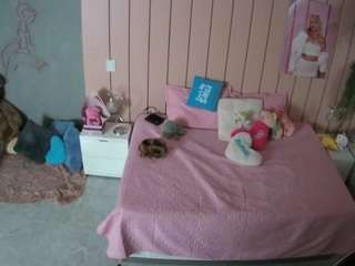 voyeurcam-casa-salsa-bedroom-1