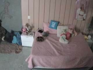 voyeurcam-casa-salsa-bedroom-1