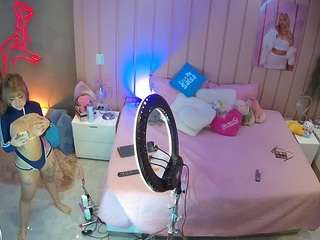 voyeurcam-casa-salsa-bedroom-1