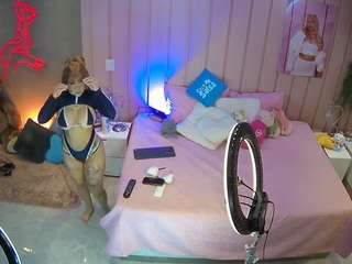 voyeurcam-casa-salsa-bedroom-1