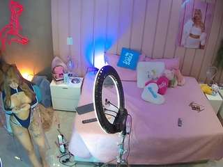 voyeurcam-casa-salsa-bedroom-1