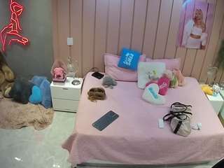 voyeurcam-casa-salsa-bedroom-1