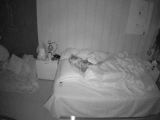 voyeurcam-casa-salsa-bedroom-1