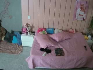 voyeurcam-casa-salsa-bedroom-1