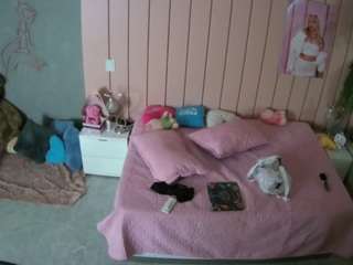 voyeurcam-casa-salsa-bedroom-1