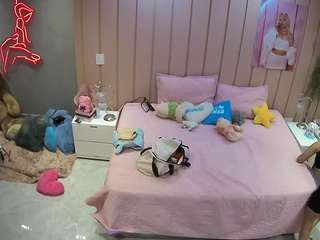 voyeurcam-casa-salsa-bedroom-1
