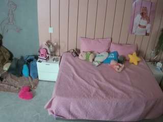 voyeurcam-casa-salsa-bedroom-1
