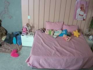 voyeurcam-casa-salsa-bedroom-1