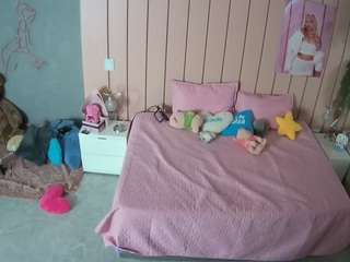 voyeurcam-casa-salsa-bedroom-1