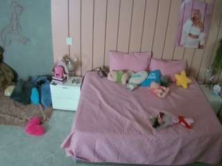 voyeurcam-casa-salsa-bedroom-1